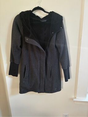 The North Face Women's Black Hooded Cozy Coat